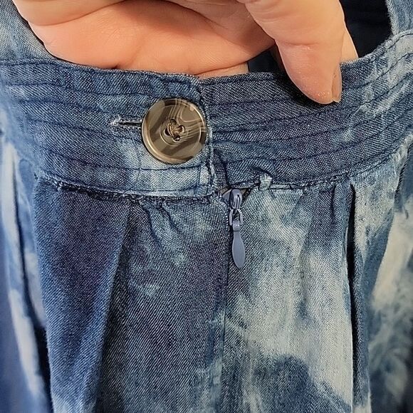 Very J. Tie Dye. Midi Dress. Size Large. EUC - Picture 6 of 12